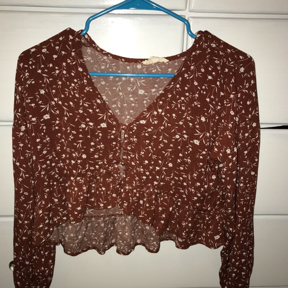 brand new never worn cropped top